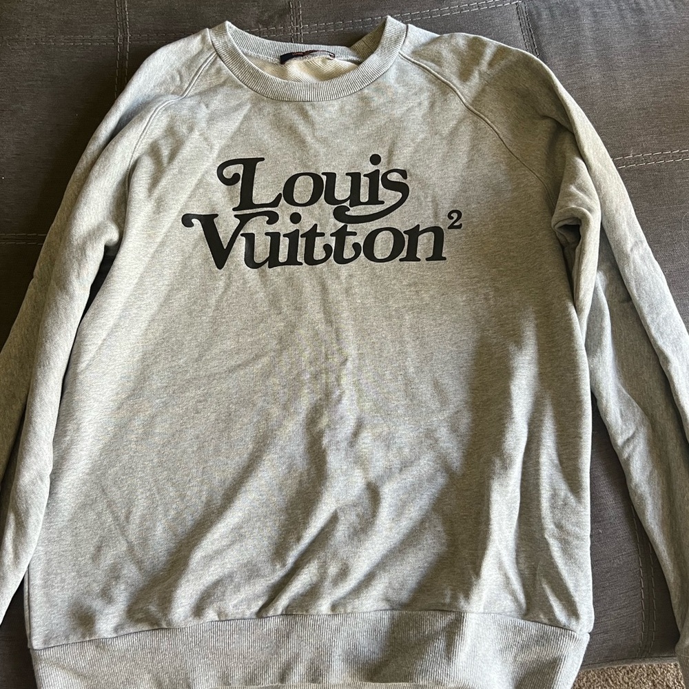 Men’s LOUIS VUITTON 2 x NIGO GREY PRINT CREW-NECK SWEATSHIRT size L